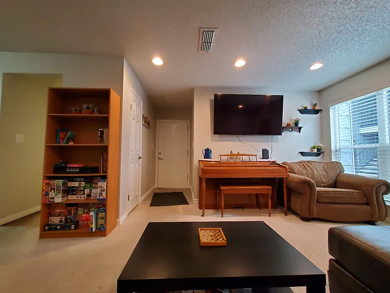 2365 E Geddes Ave #I22 — Photo 3