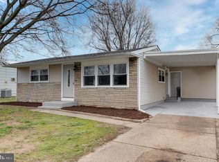 43 Cambridge Cir, Maple Shade, NJ 08052