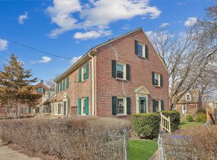 128 Alsace St, Bridgeport, CT 06604