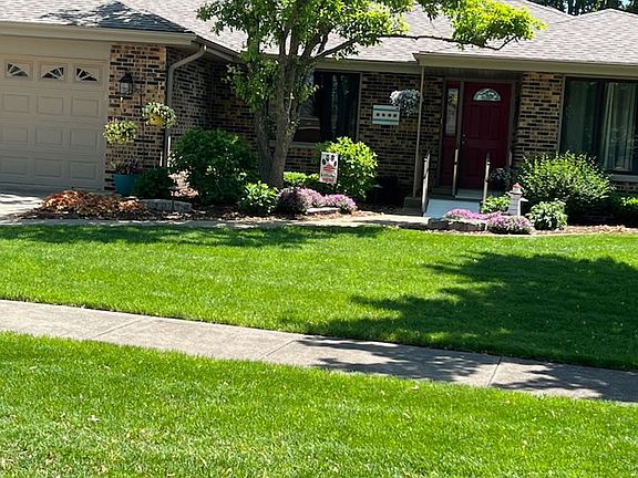 3rd image of 15337 S Heather Ct