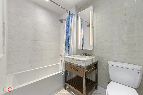 Rented by CORE | media 15