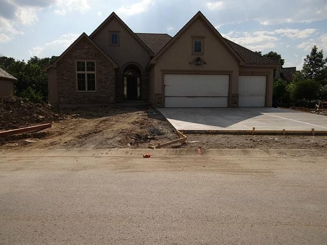 1st image of 8016 Agron Dr