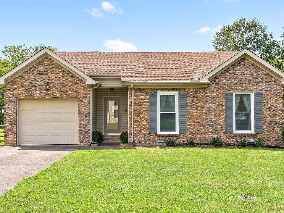1st image of 271 Kathleen Ct
