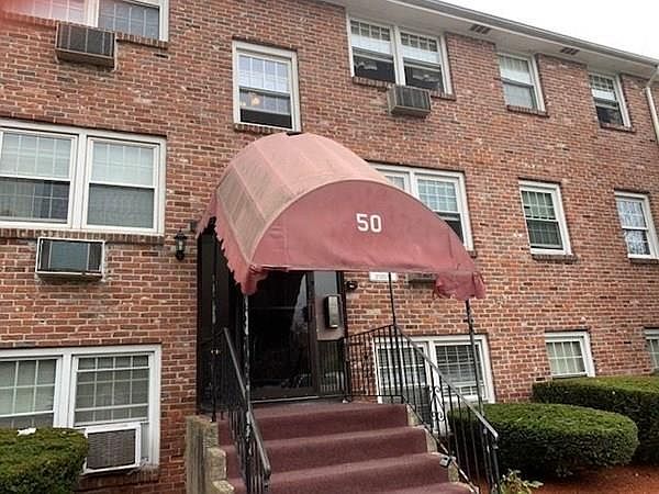 1st image of 50 Danbury Dr APT 21