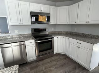 941 Spring Valley Pkwy, Spring Creek, NV 89815