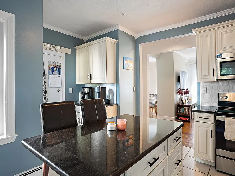 1 Bartlett St #2 — Photo 7