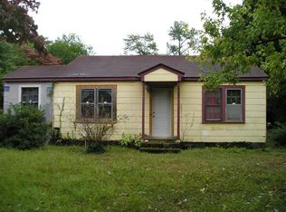 2325 Camden Rd, Fayetteville, NC 28306