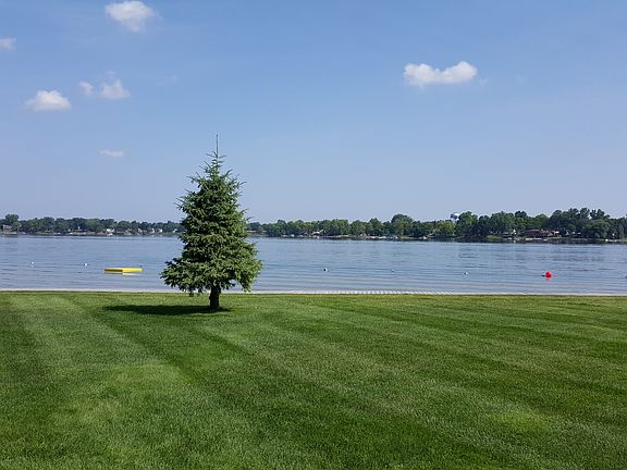 2nd image of 3372 Adams Shore Dr #1