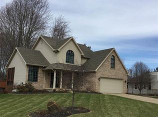 2224 Lake Wood Dr, Jackson, MI 49203