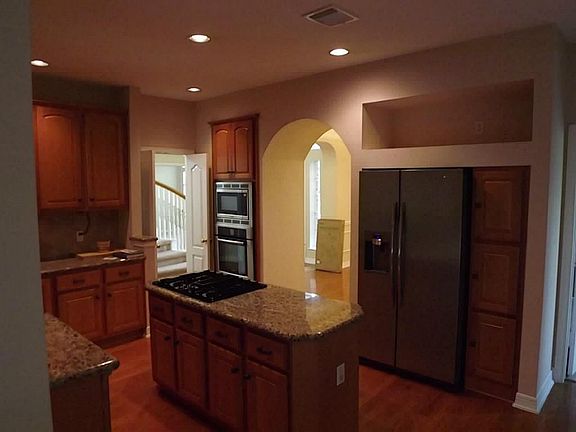 3rd image of 12015 Laguna Terrace Dr