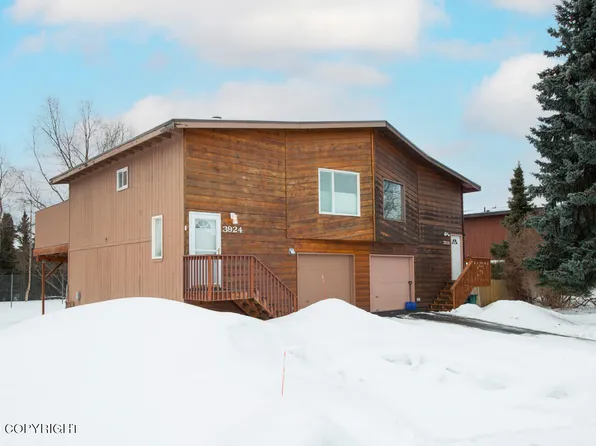 3924 Cosmos Dr, Anchorage, AK 99517