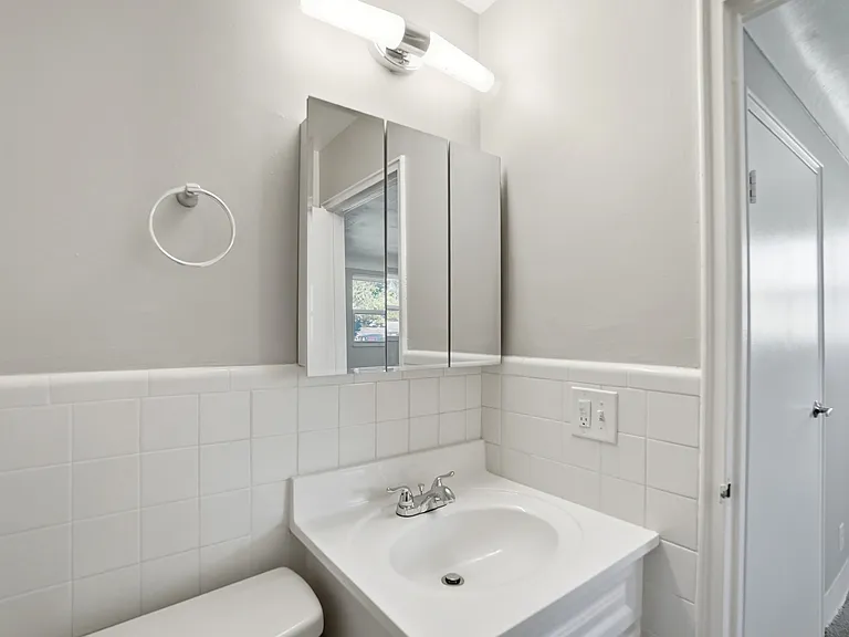 3411 Broadwell Ave #9 — Photo 11