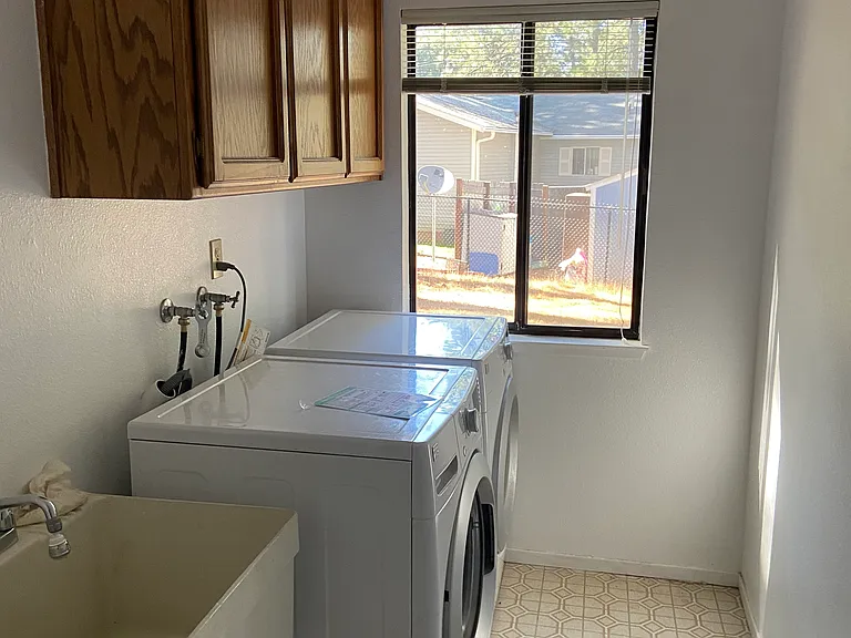 15076 Fay Rd — Photo 16