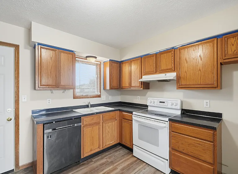 1907 W Apricot Ln — Photo 10