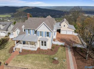 37 Ledge View Dr SE, Huntsville, AL 35802