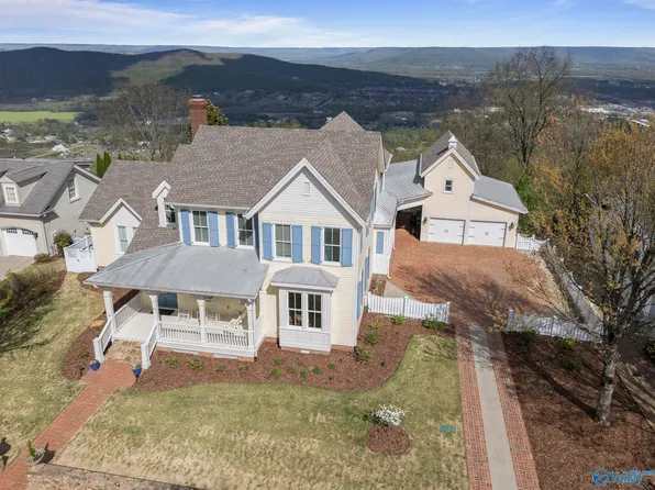 37 Ledge View Dr SE, Huntsville, AL 35802
