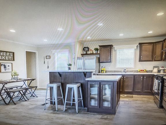 2nd image of 9725 Sherwood #195