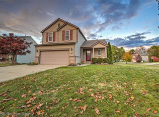791 Deer Path Trl, Waterford, MI