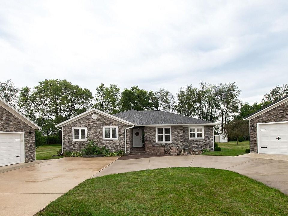 1st image of 4127 W Barberry Ln
