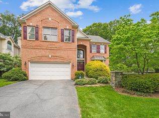 5501 Spruce Tree Ave, Bethesda, MD 20814