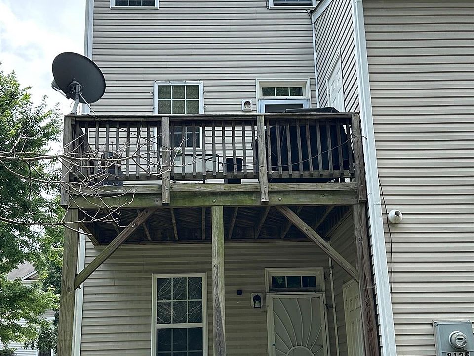 2nd image of 8125 Kings Creek Dr