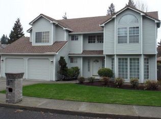 16457 NE San Rafael Dr, Portland, OR