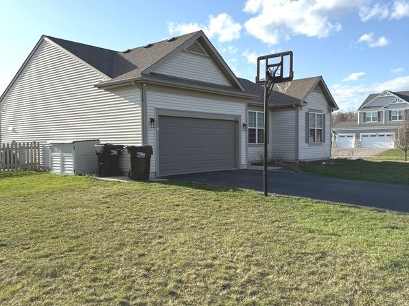 10817 Quail Xing, Richmond, IL 60071