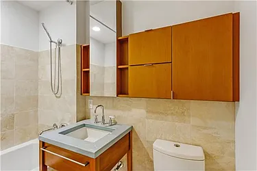 Rented by R New York