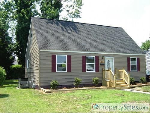 2nd image of 407 Colonial Ave