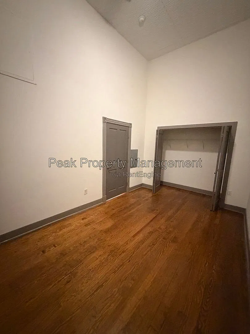 1 bed, 1.0 bath, 684 sqft, $1,275 — Photo 3