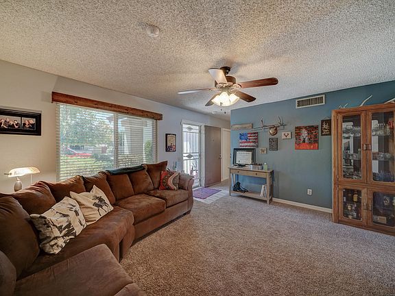 3rd image of 3140 W Runion Dr
