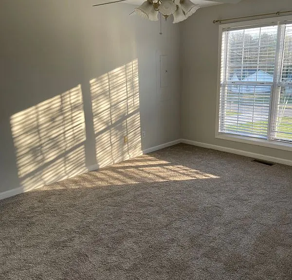 828 Mulberry Dr — Photo 10