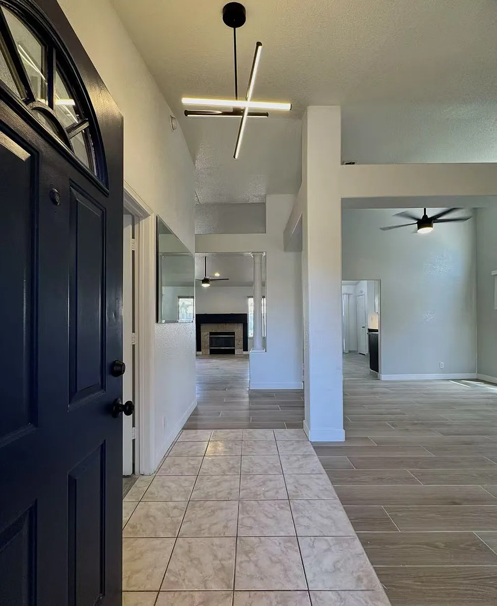 Building Photo - 13250 Soft Cloud Way