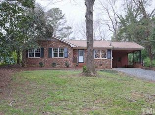 5 Ellen Pl, Chapel Hill, NC 27514