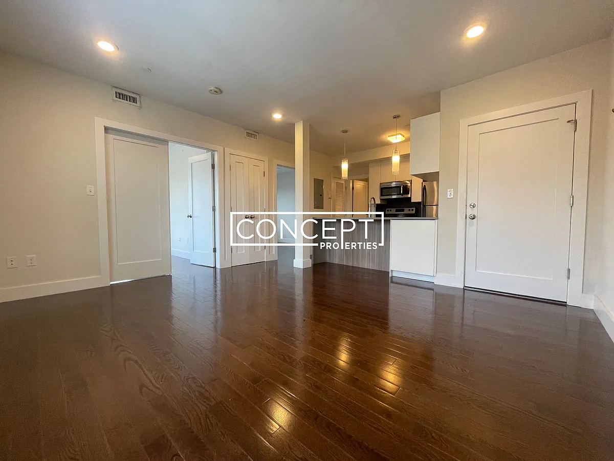 Building Photo - 659 Massachusetts Ave #7