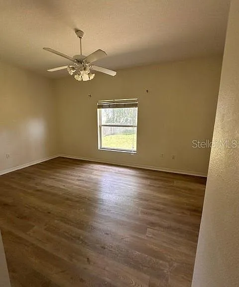 745 Crane Ave — Photo 13