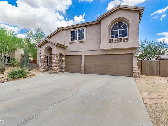 3rd image of 442 E Rosebud Dr