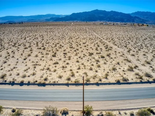 45150 Silver Valley Rd #51, Newberry Springs, CA 92365