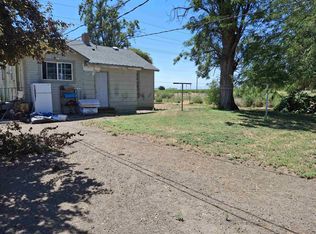 1371 Alexander Rd, Sunnyside, WA 98944