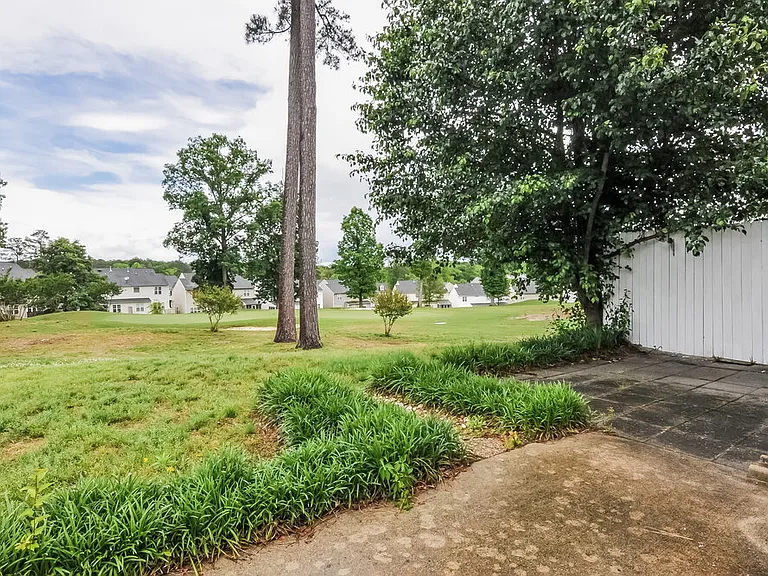 2232 Castle Pines Dr — Photo 17