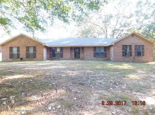8625 Oakwood Dr, Olive Branch, MS 38654
