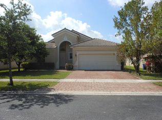 19188 SW 26th St, Hollywood, FL 33029