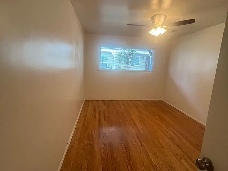 8366 Sargent Ave — Photo 41
