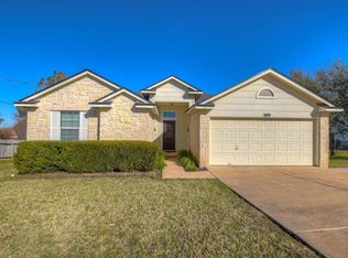 110 Duke Dr, Cottonwood Shores, TX 78657