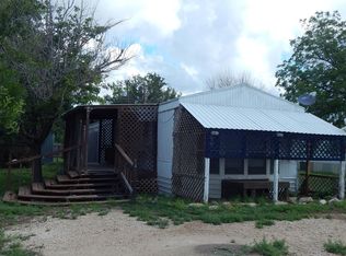 905 E 3rd St, Big Lake, TX 76932