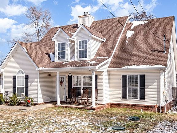 4th image of 133 Auburn Ct