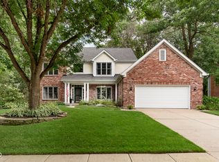 9816 Covington Blvd, Fishers, IN 46037