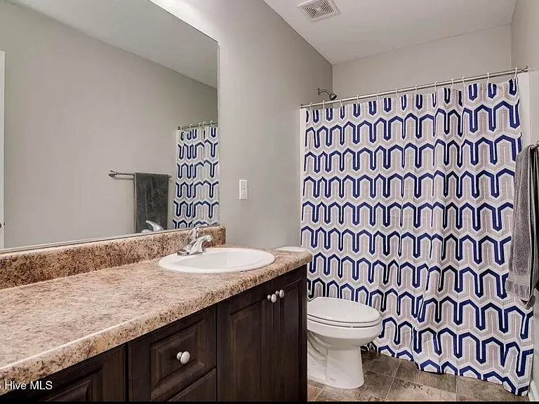 470 Brantley Cove Cir — Photo 18