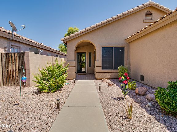3rd image of 14831 W LAMOILLE Drive