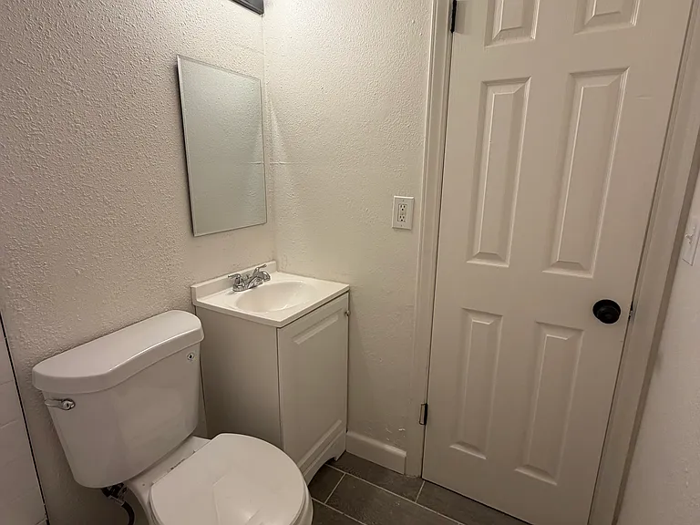 612 Ella St #612 — Photo 7